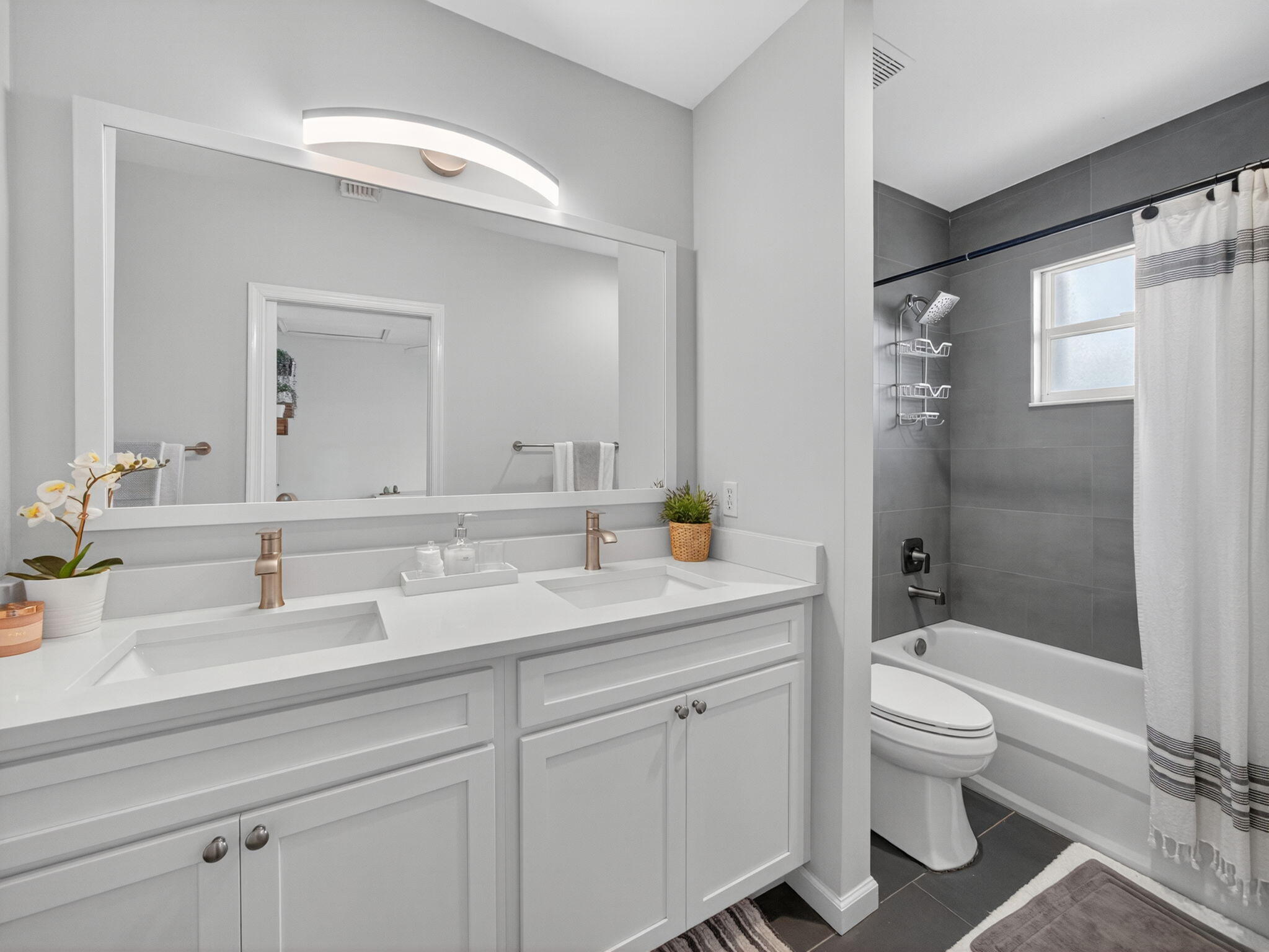 TOWNE PLACE - Residential Lease