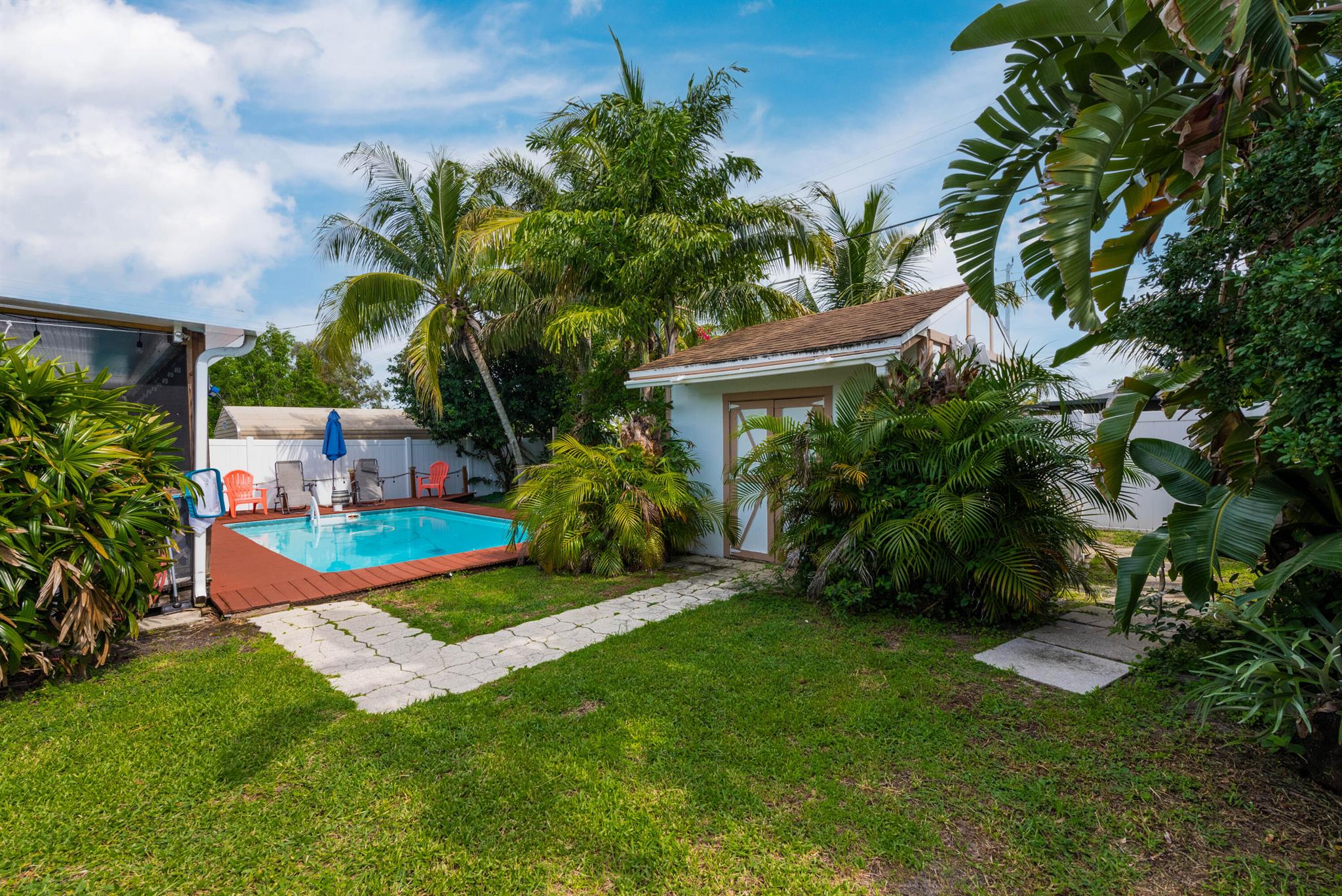 FOREST HILL VILLAGE 8 - Residential