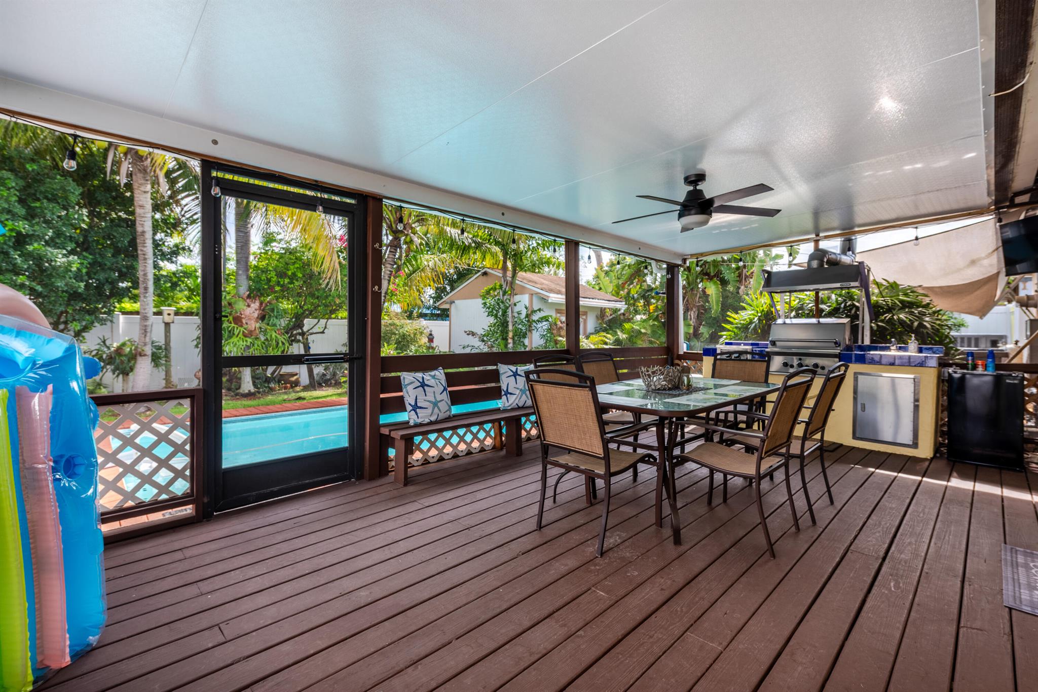 FOREST HILL VILLAGE 8 - Residential