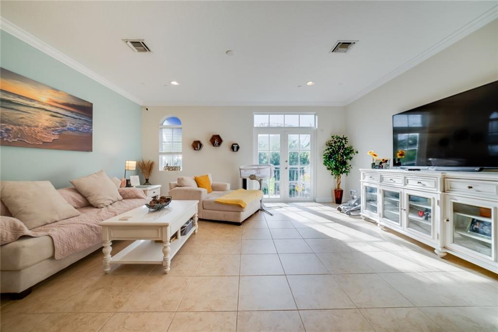 Estancia At Boynton Beach - Residential Lease