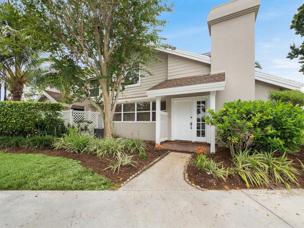 Photo of 3658 SW Sunset Trace Circle Cir, Palm City, FL 34990 (MLS # R10830078)
