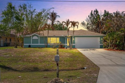 Property photo of 166 Sw Andover Court, Port St Lucie, FL 34953