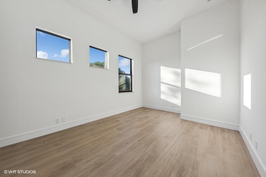 BALLENISLES - Residential