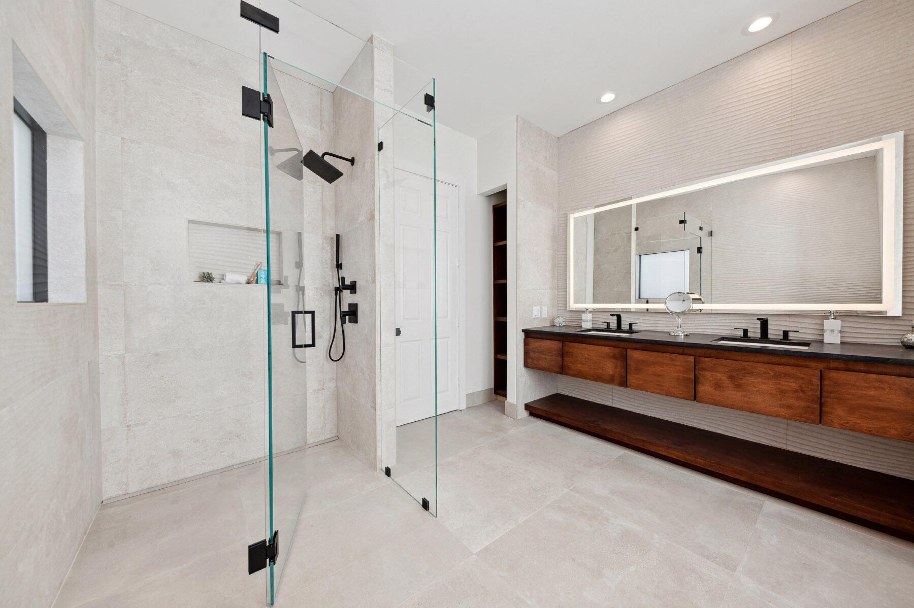 BALLENISLES - Residential