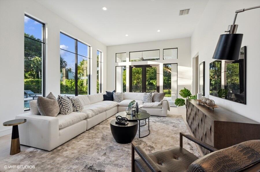 BALLENISLES - Residential