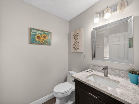 Tiny photo for 5053 Prairie Dunes Village Circle, Lake Worth, FL 33463 (MLS # B26010925)