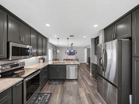 Tiny photo for 5053 Prairie Dunes Village Circle, Lake Worth, FL 33463 (MLS # B26010925)