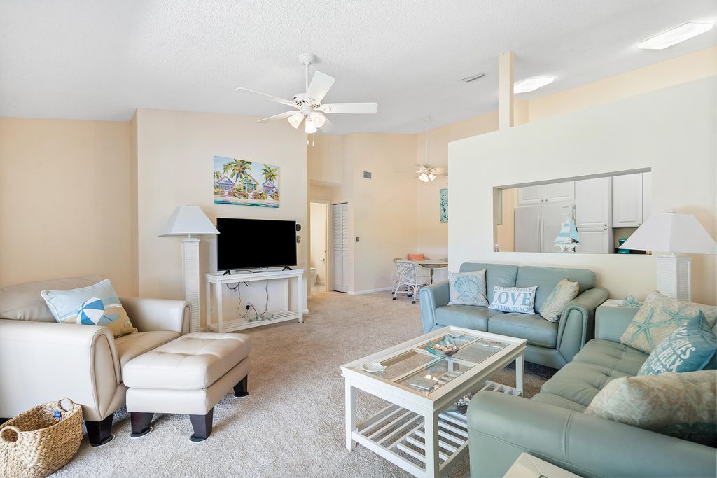 Photo of 6535 Chasewood Drive Dr #F, Jupiter, FL 33458 (MLS # R10797431)