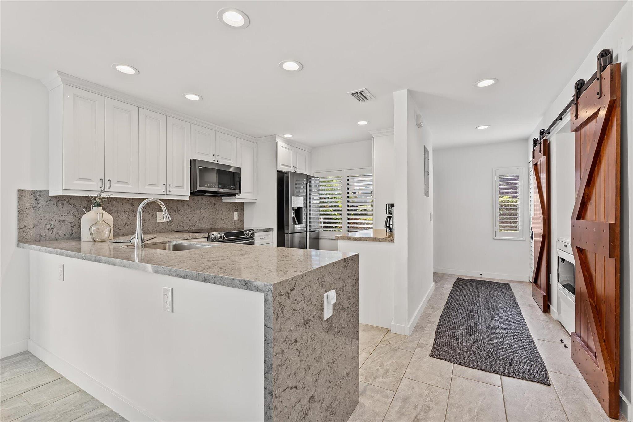 7932 Eastlake Drive Drive 18 G