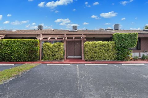 2679 S Parkview Drive 2679 Hallandale Beach FL 33009