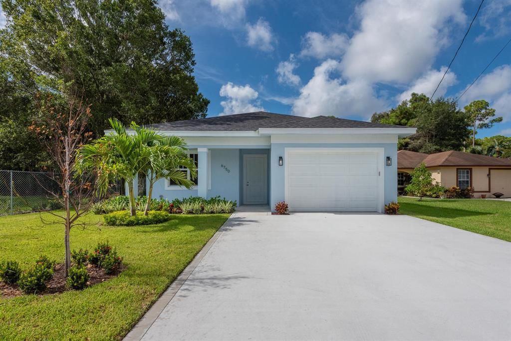 Photo of 6750 Australian St Street St, Jupiter, FL 33458 (MLS # R10824322)