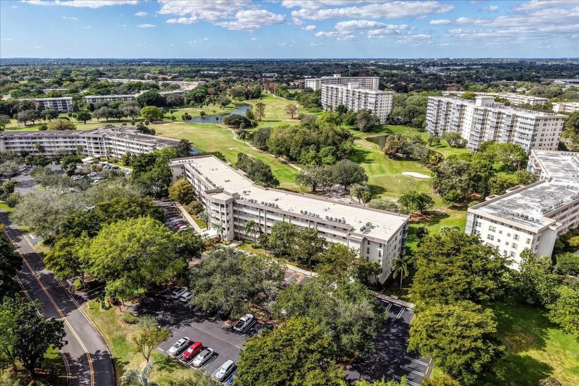 Palm Aire - Residential