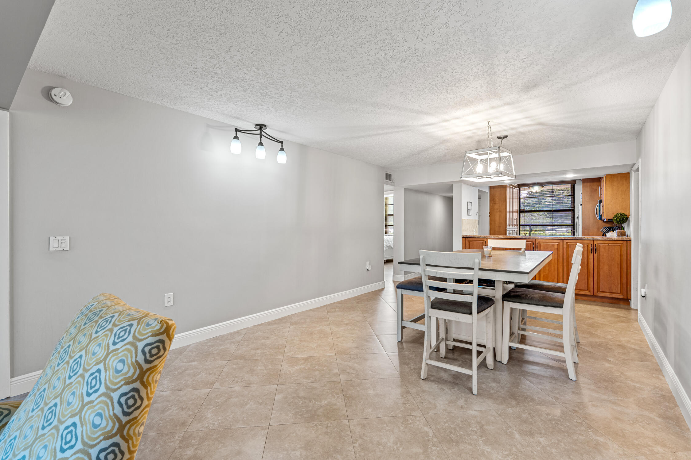 CONDO 22 OF WHITEHALL CONDOS - Residential