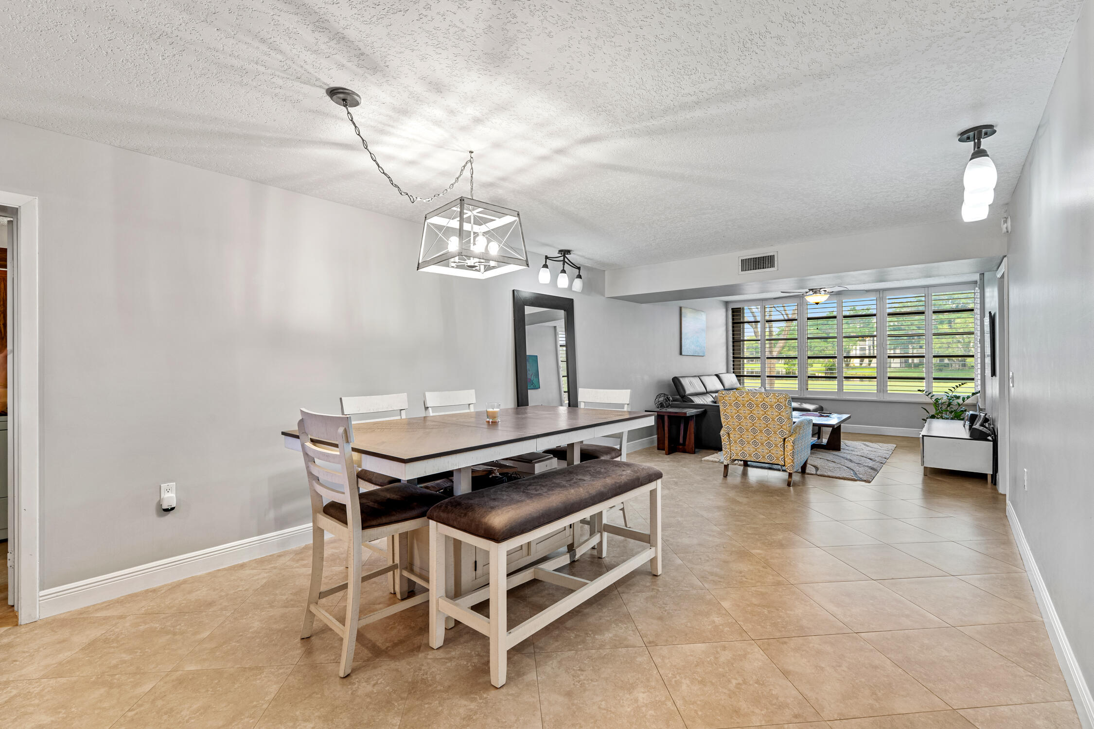 CONDO 22 OF WHITEHALL CONDOS - Residential