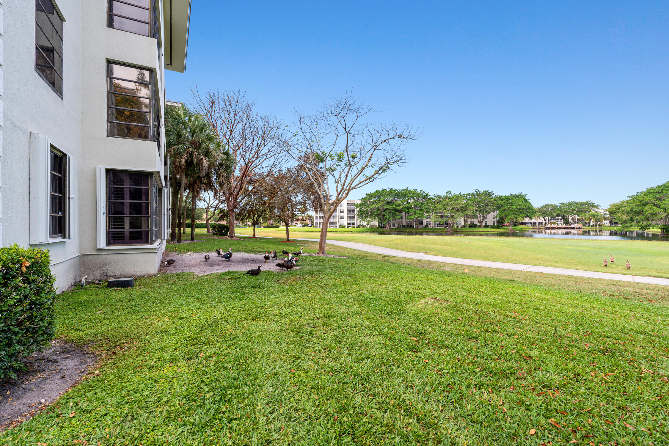 CONDO 22 OF WHITEHALL CONDOS - Residential