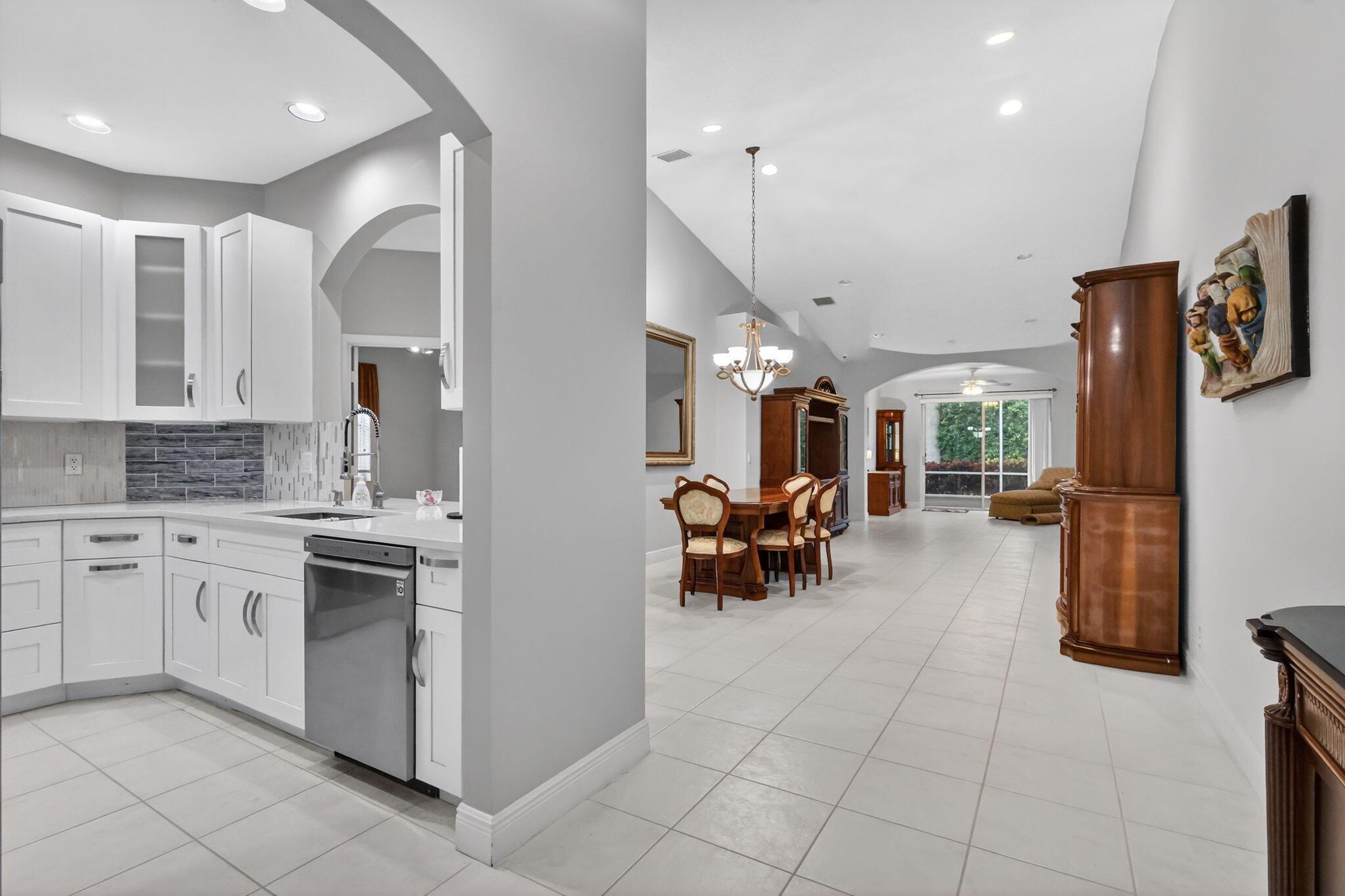 MAJESTIC ISLES - Residential