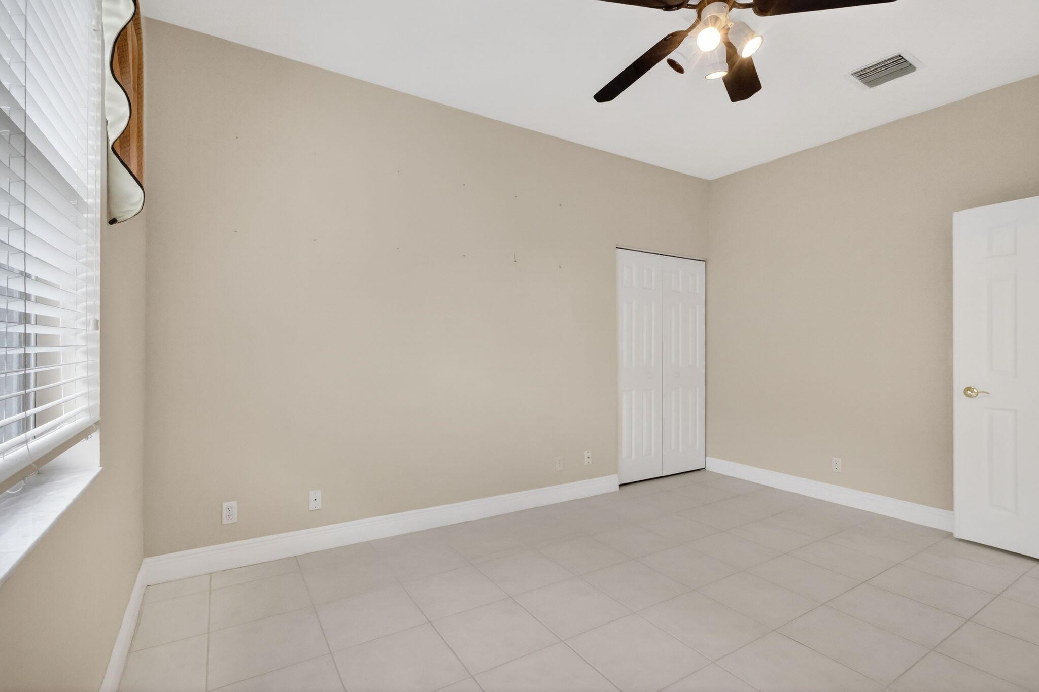 MAJESTIC ISLES - Residential