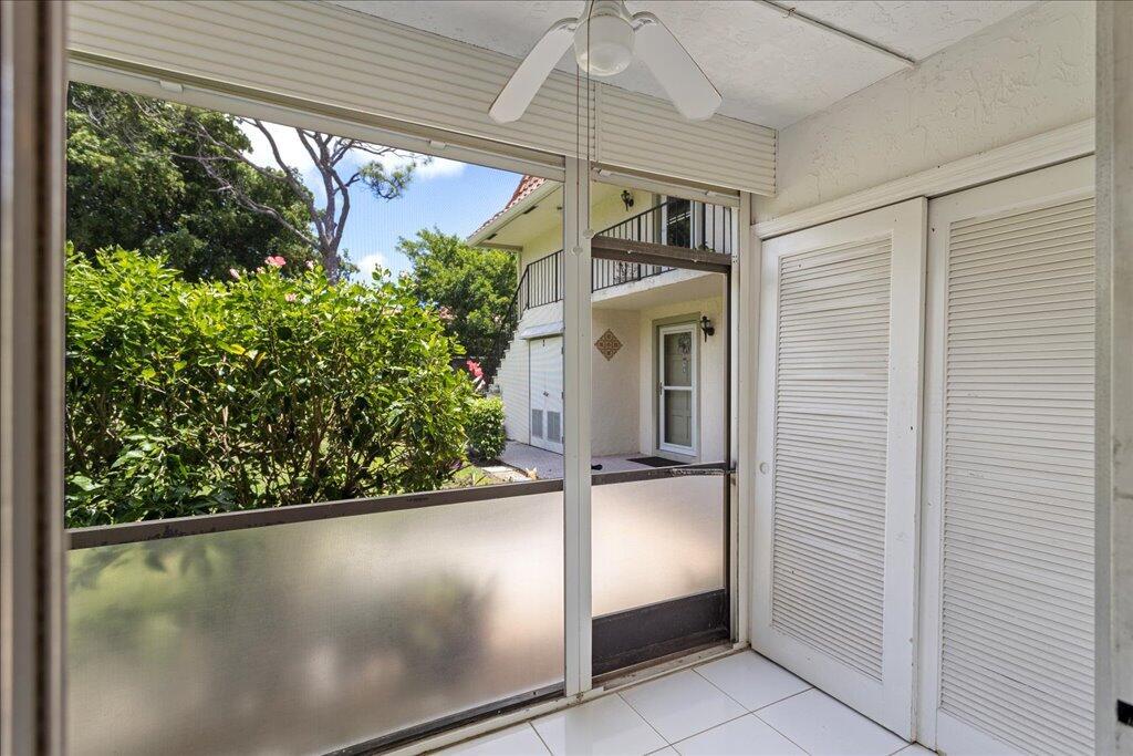 Boca Linda Condo - Residential