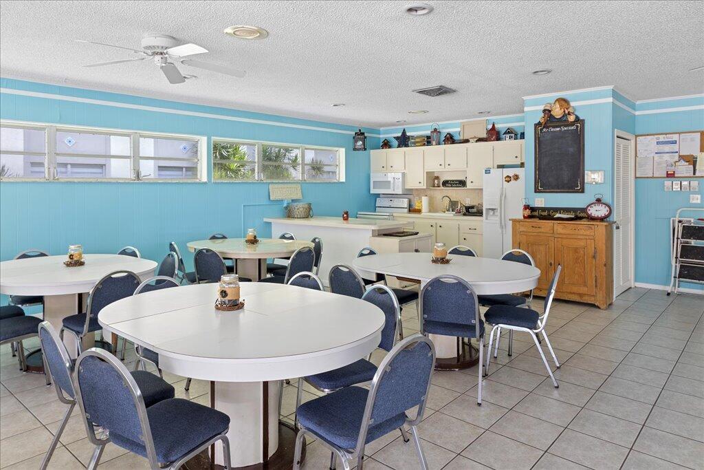 Boca Linda Condo - Residential