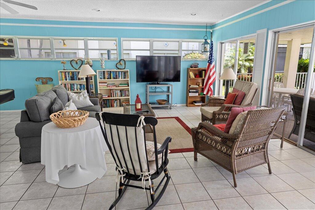 Boca Linda Condo - Residential