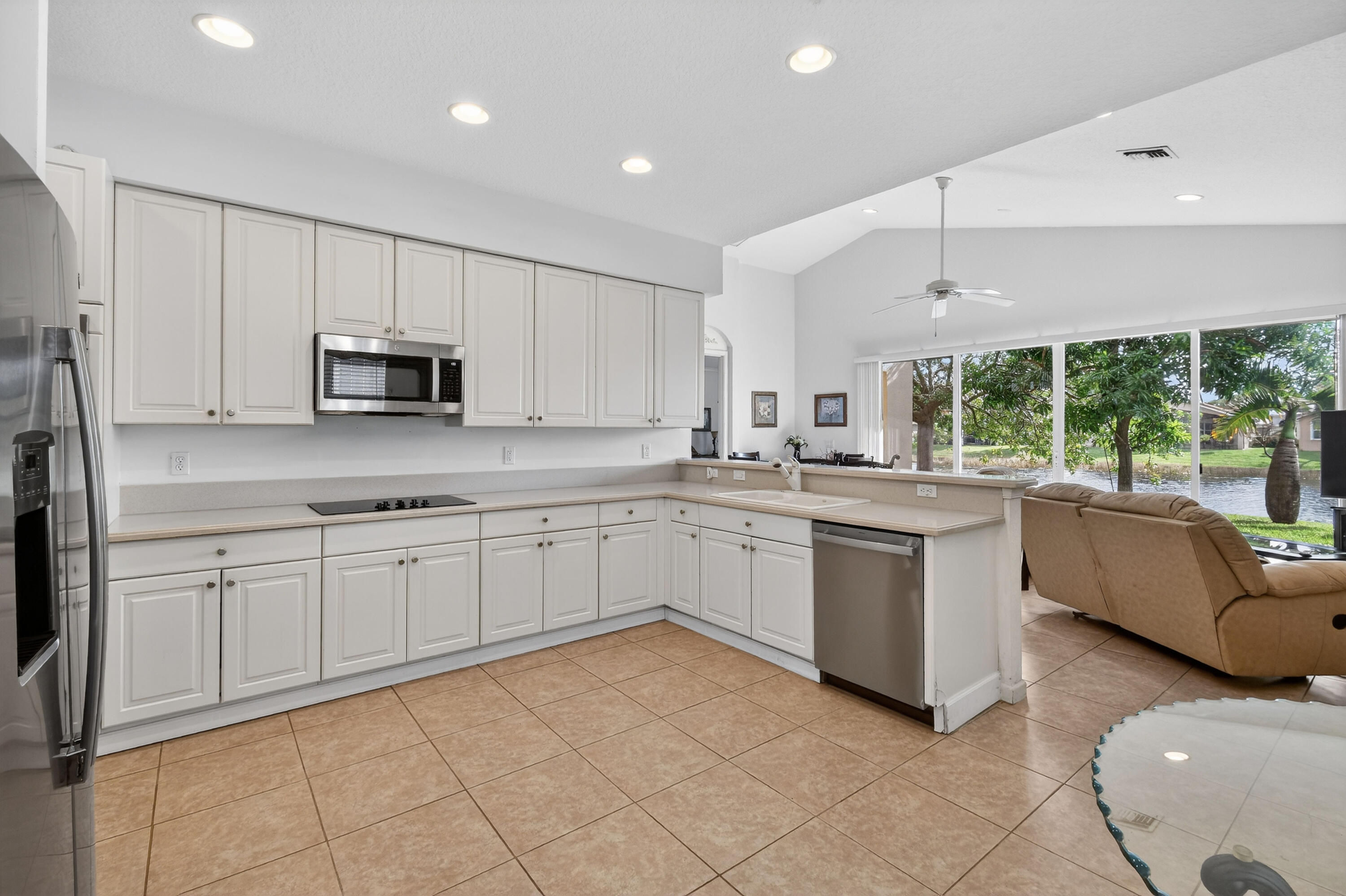 FOURTH  REPLAT OF PORTOFINO ISLES - Residential