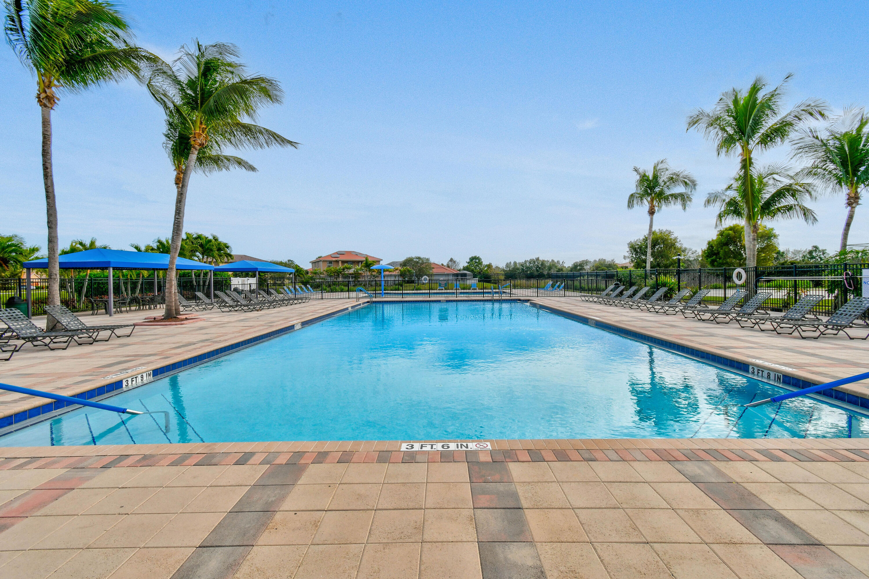 FOURTH  REPLAT OF PORTOFINO ISLES - Residential