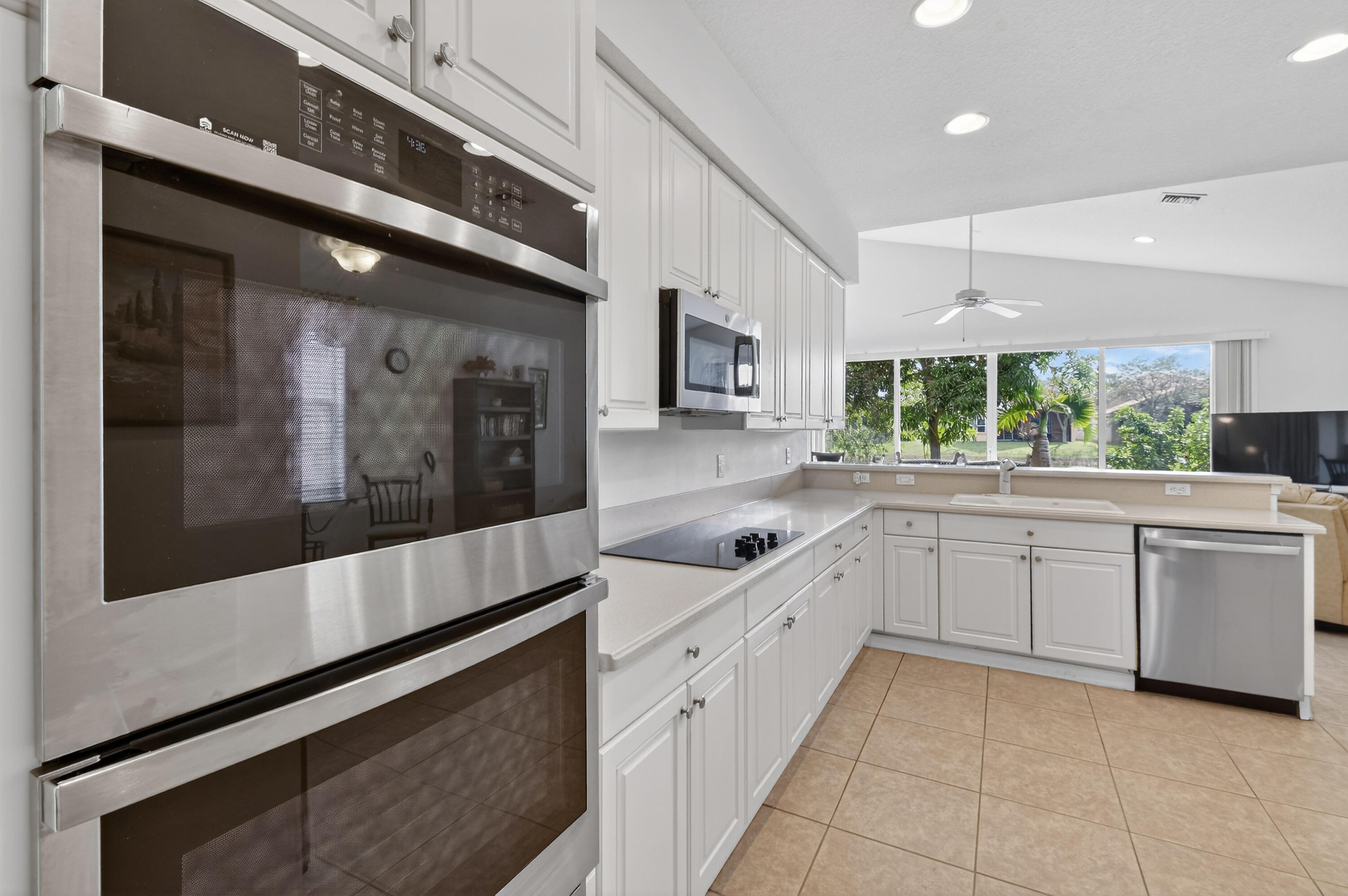 FOURTH  REPLAT OF PORTOFINO ISLES - Residential