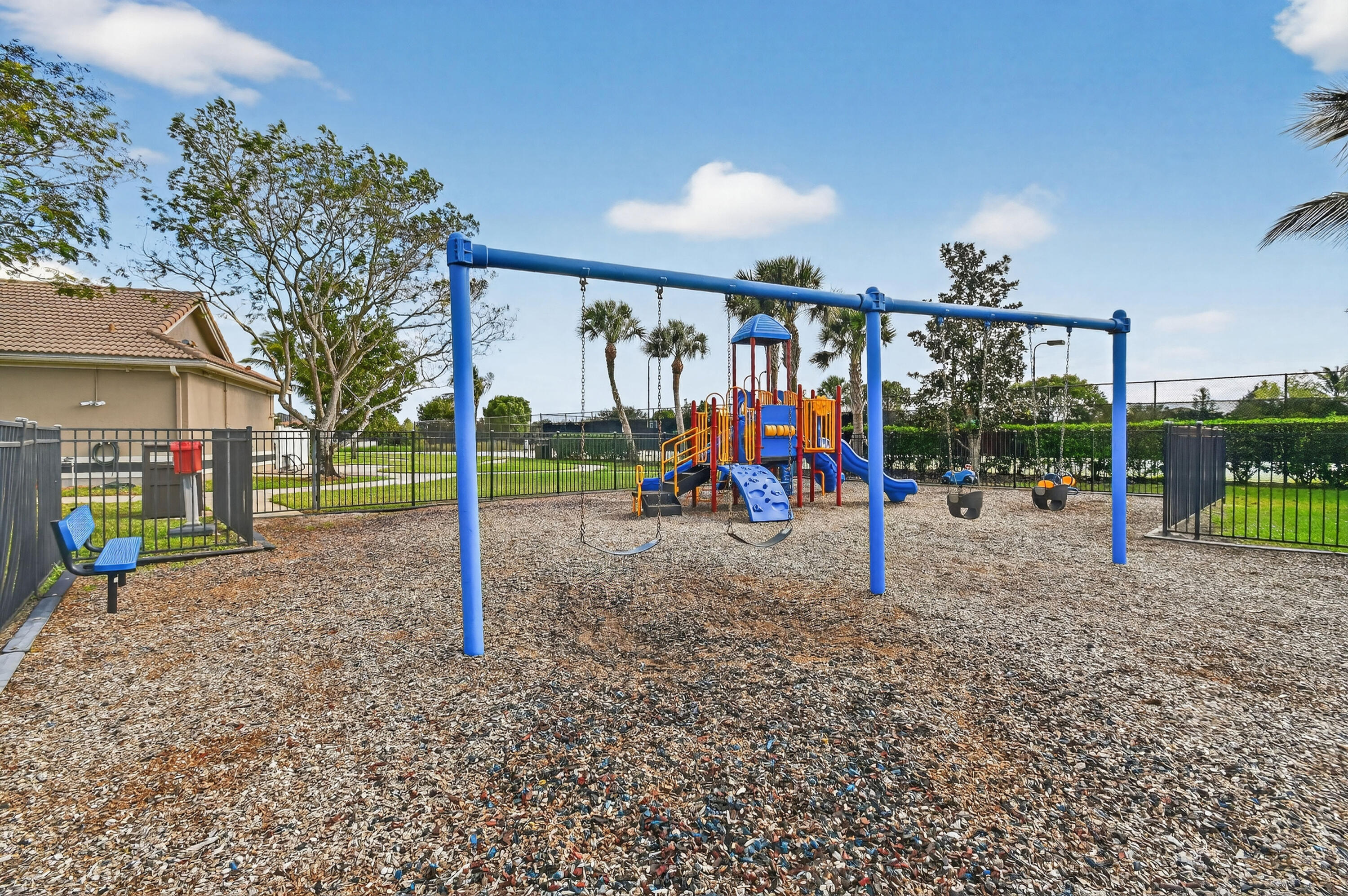 FOURTH  REPLAT OF PORTOFINO ISLES - Residential