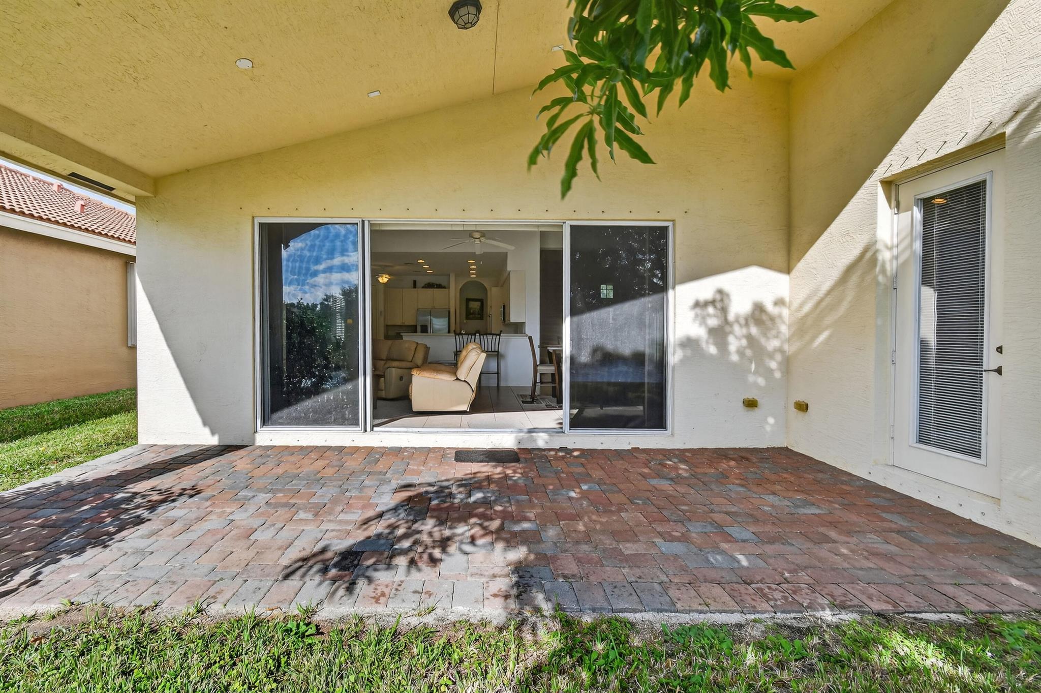 FOURTH  REPLAT OF PORTOFI - Residential