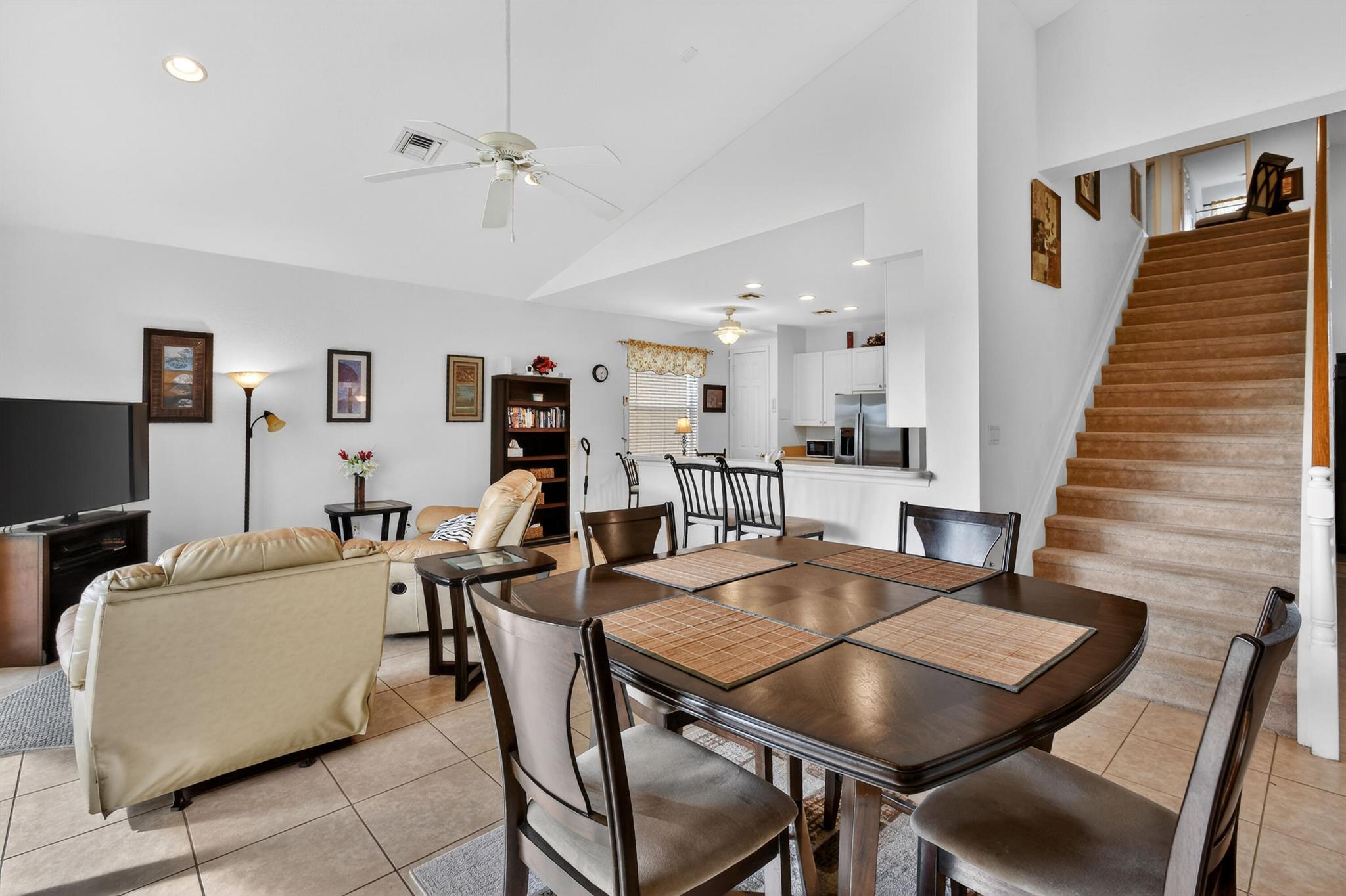 FOURTH  REPLAT OF PORTOFI - Residential