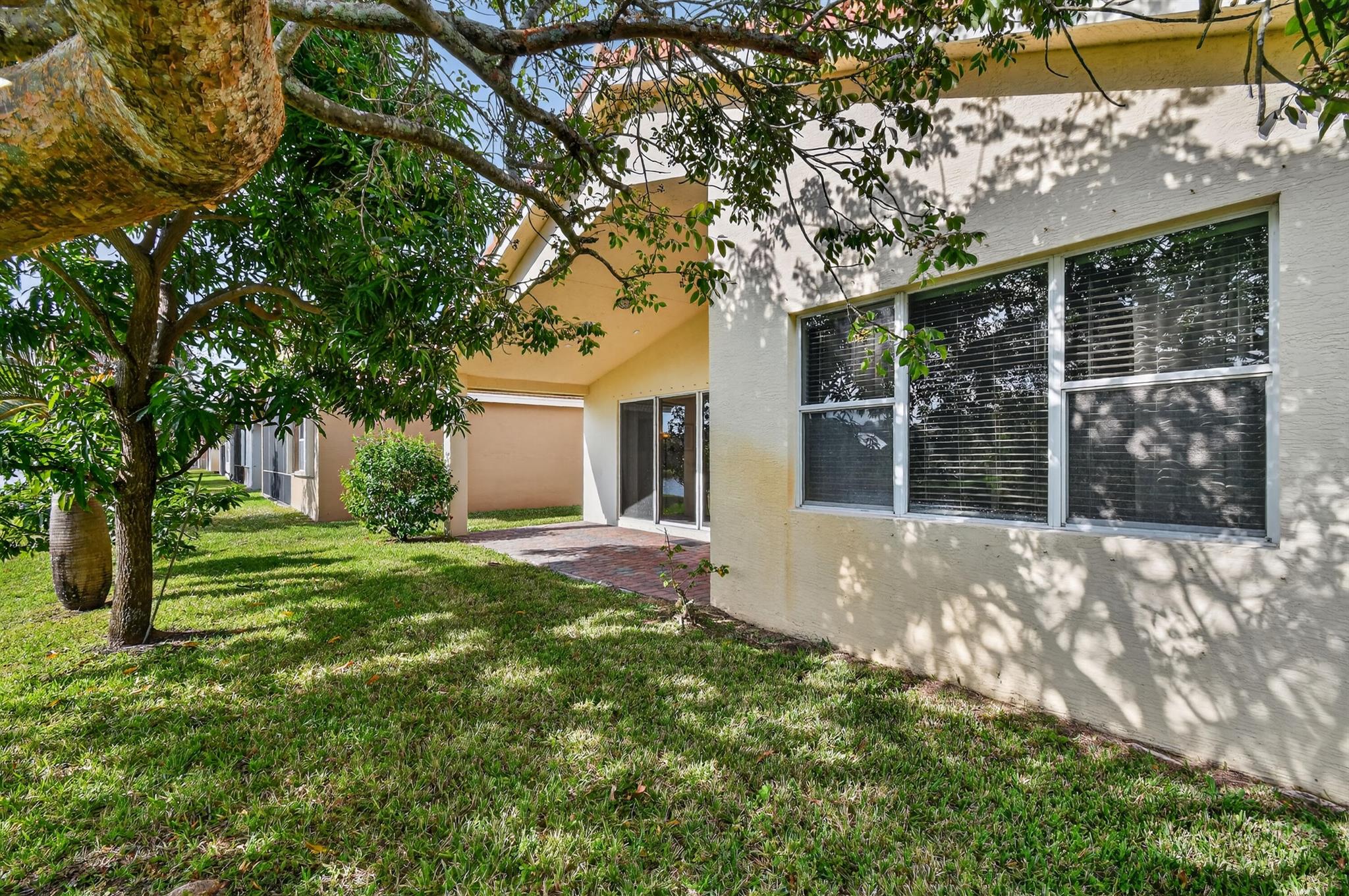 FOURTH  REPLAT OF PORTOFI - Residential