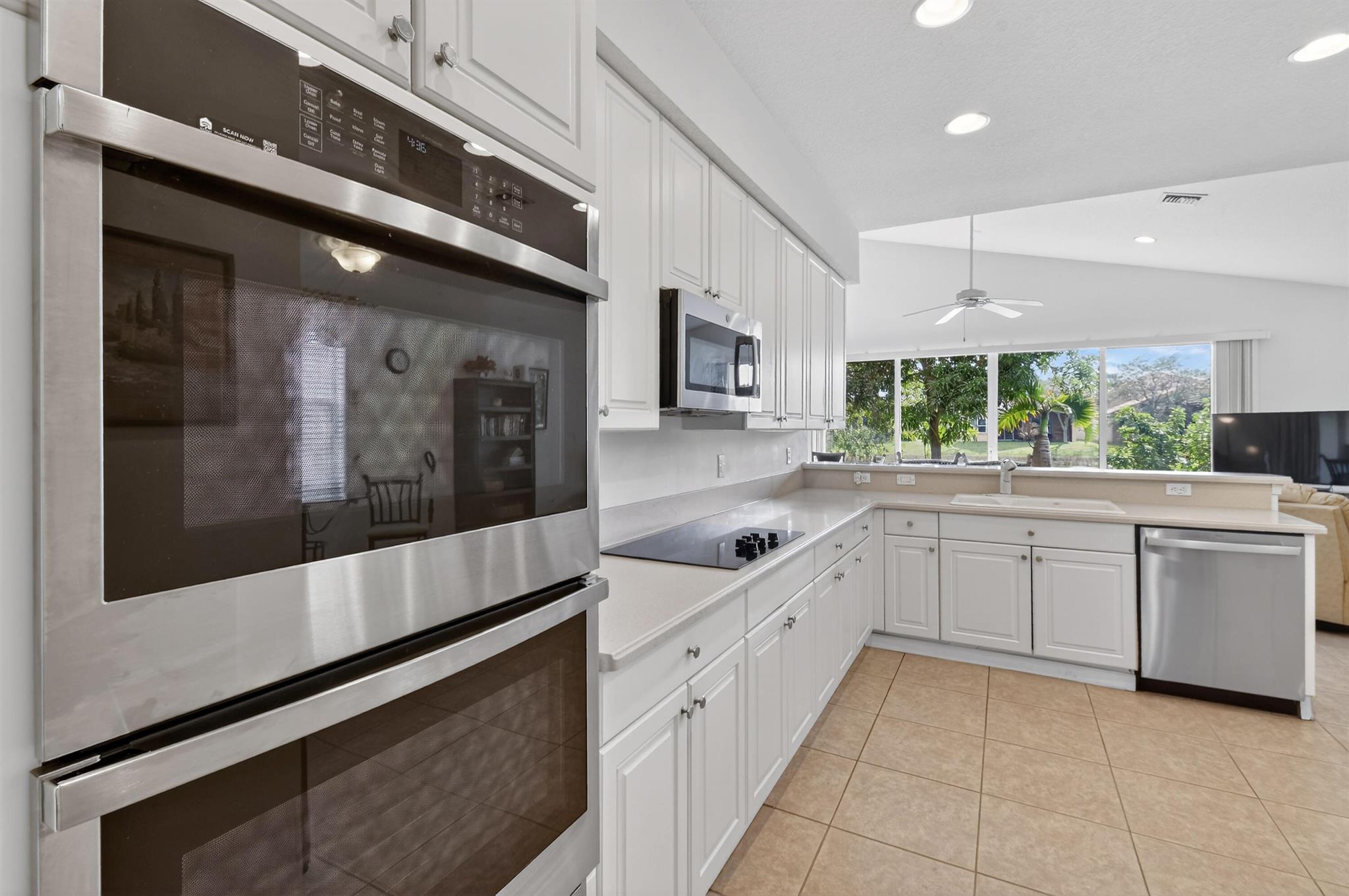 FOURTH  REPLAT OF PORTOFI - Residential