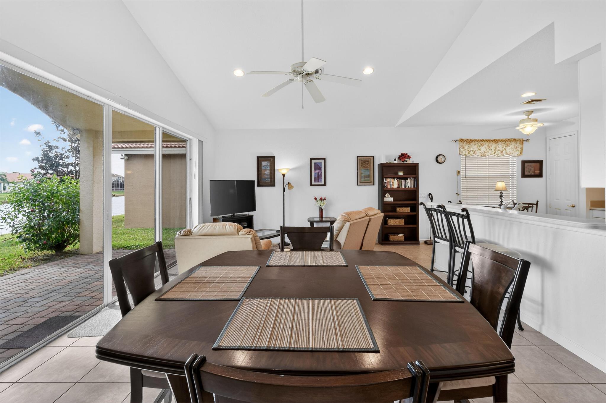 FOURTH  REPLAT OF PORTOFI - Residential