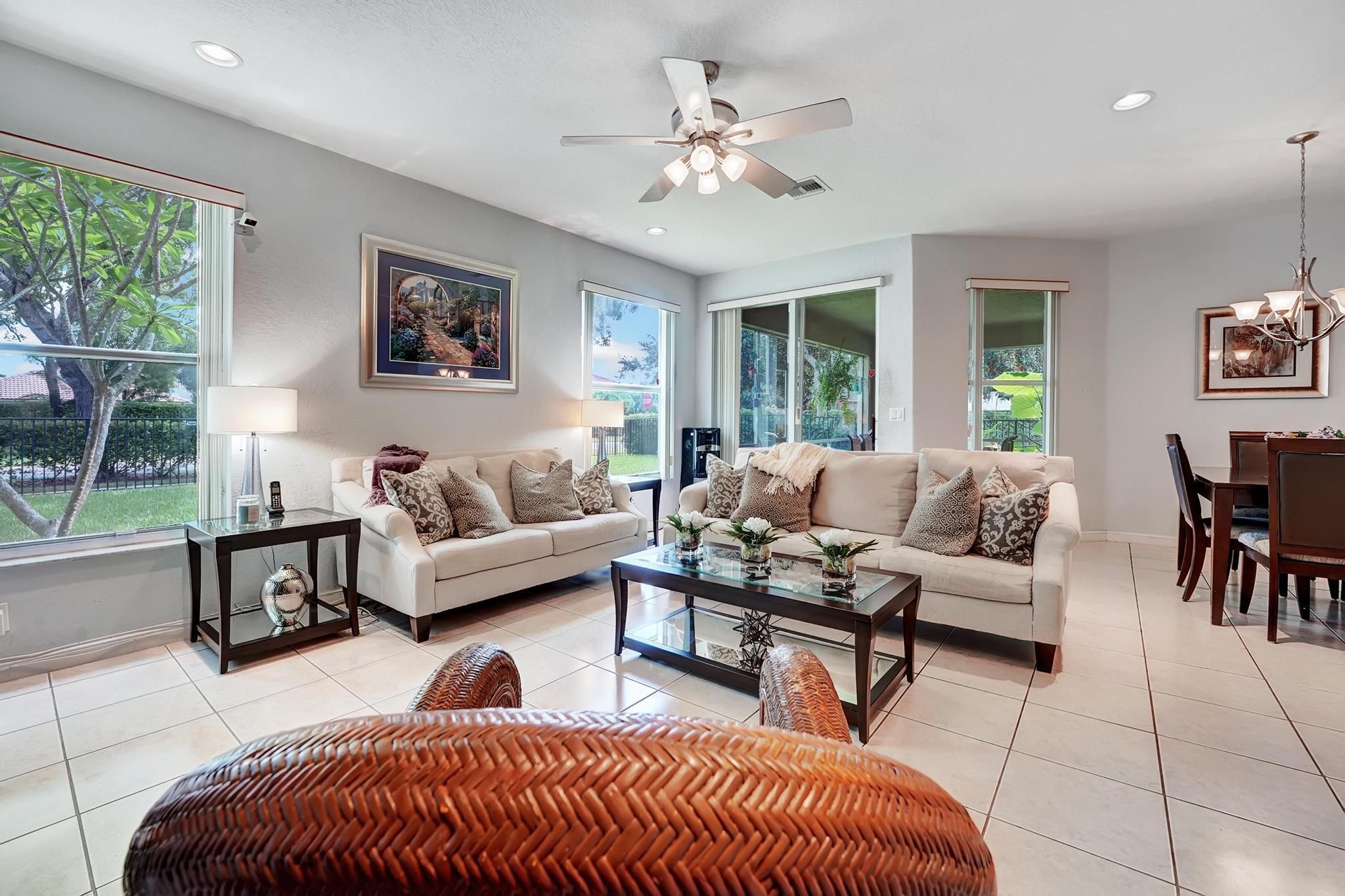 6443 Paradise Cove