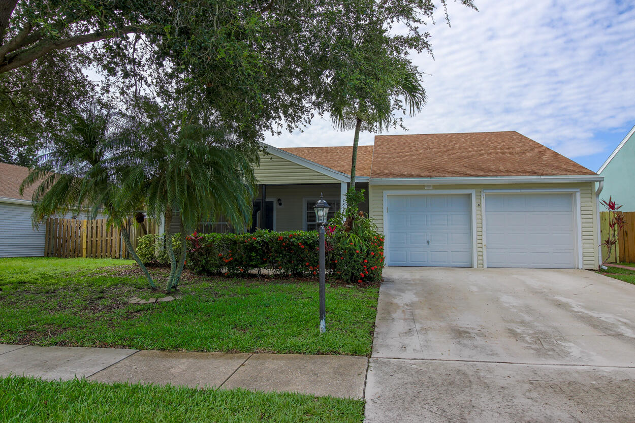 Beautiful Single Family Home Light, Bright, Open & Airy floor plan, 3 bdrm, 2 bath, 2 car-garage w/pool nestled on the lake in the desirable community of Countrywood. This quaint neighborhood has sidewalk lined streets, and a small park for the kids!! The backyard is a tropical oasis with plenty of room for entertaining & relaxing. Fully fenced backyard with storage shed. Tiled floors throughout. Kitchen is equipped with plenty of cabinets along with granite countertops. Great for families, close to A-rated schools, shopping & dining. **Owner will pay monthly lawn & pool service!!** Available to lease October 1st