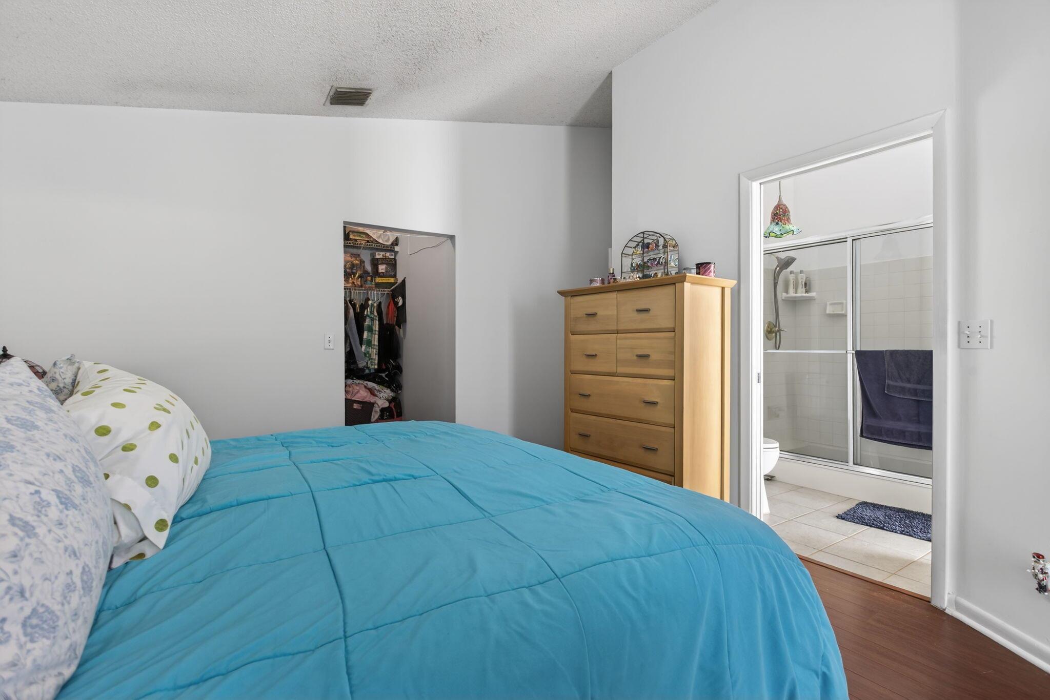 Applewood - Residential