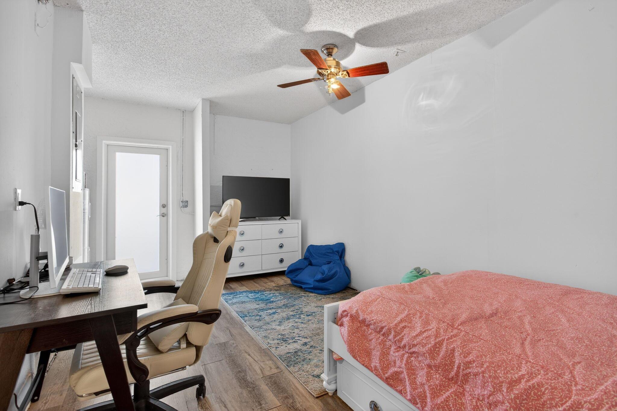 Applewood - Residential