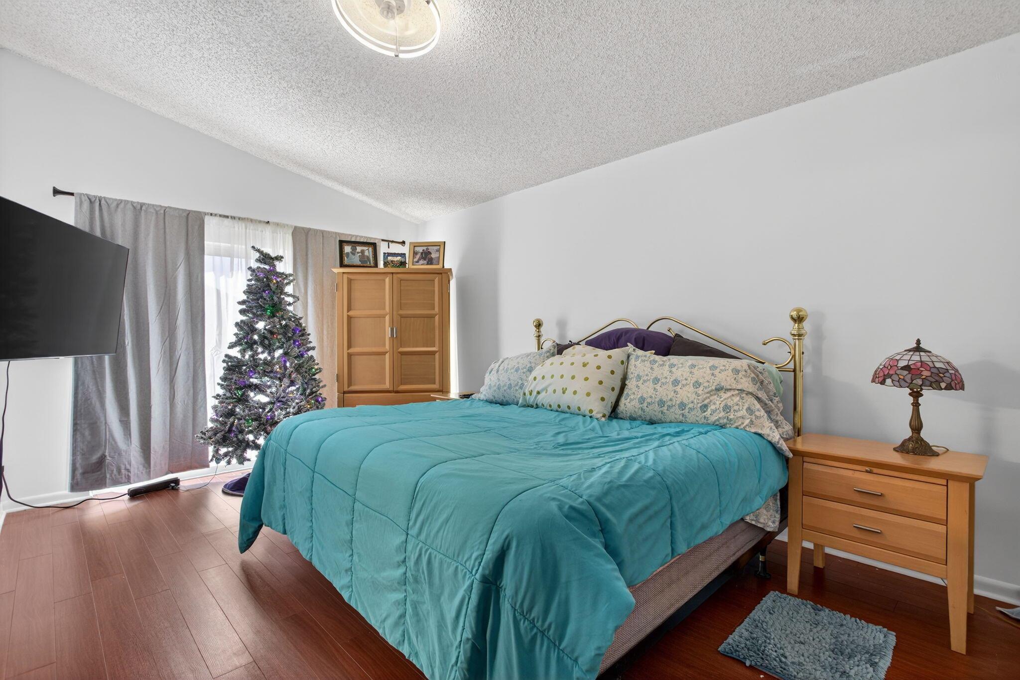 Applewood - Residential