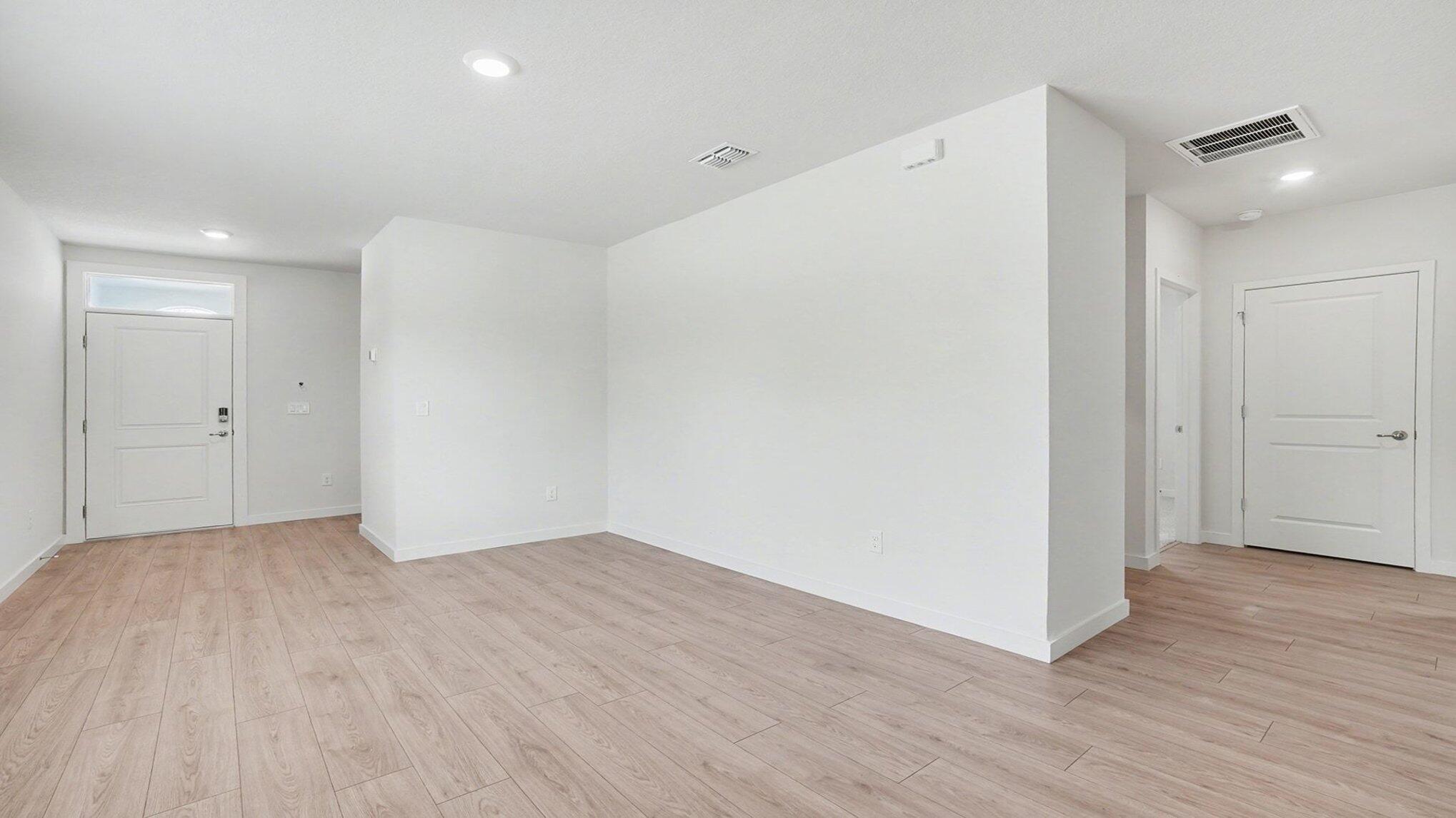 9597 Venetian Square