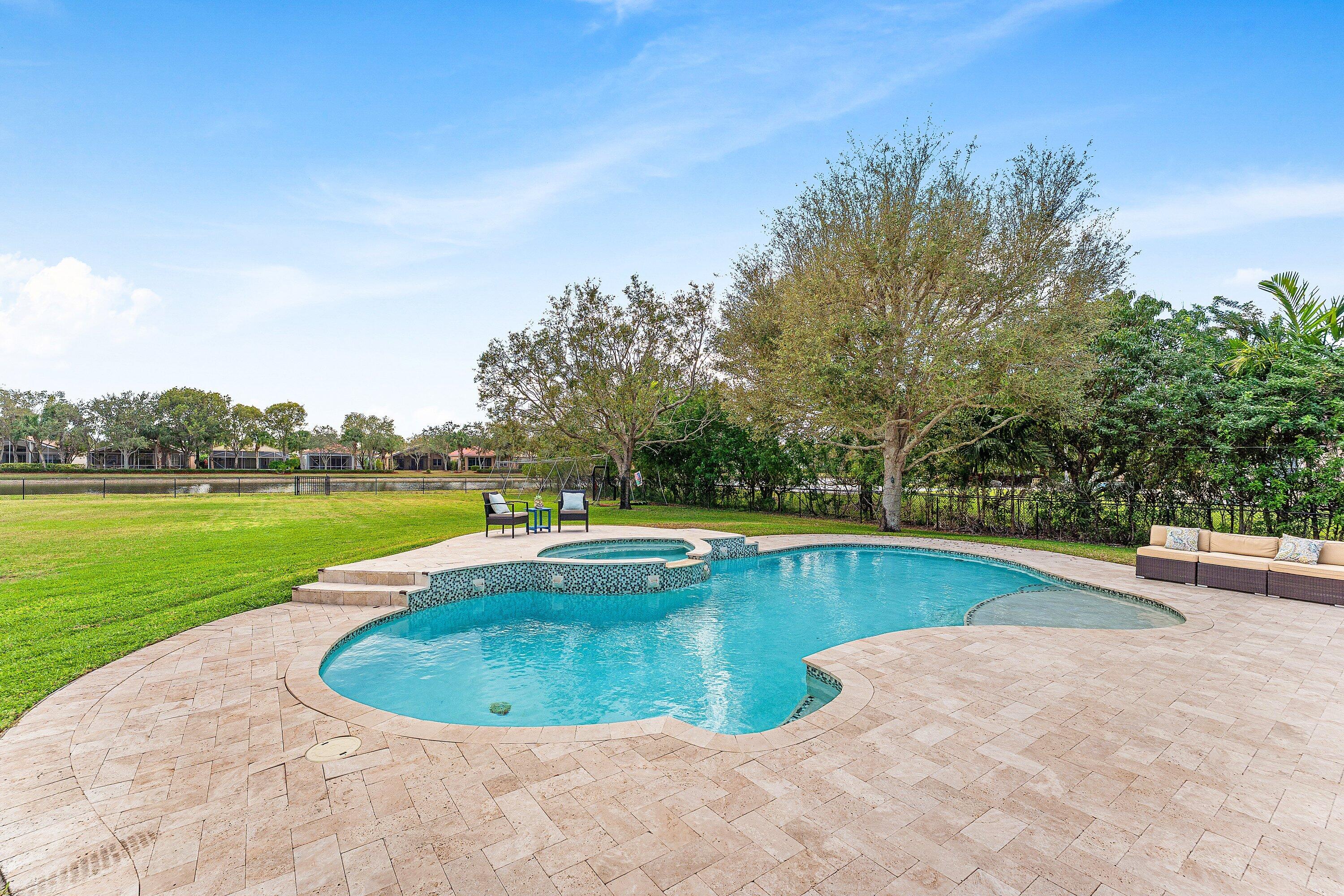 Sherbrooke Estates/Greenbriar of Sherbrooke - Residential