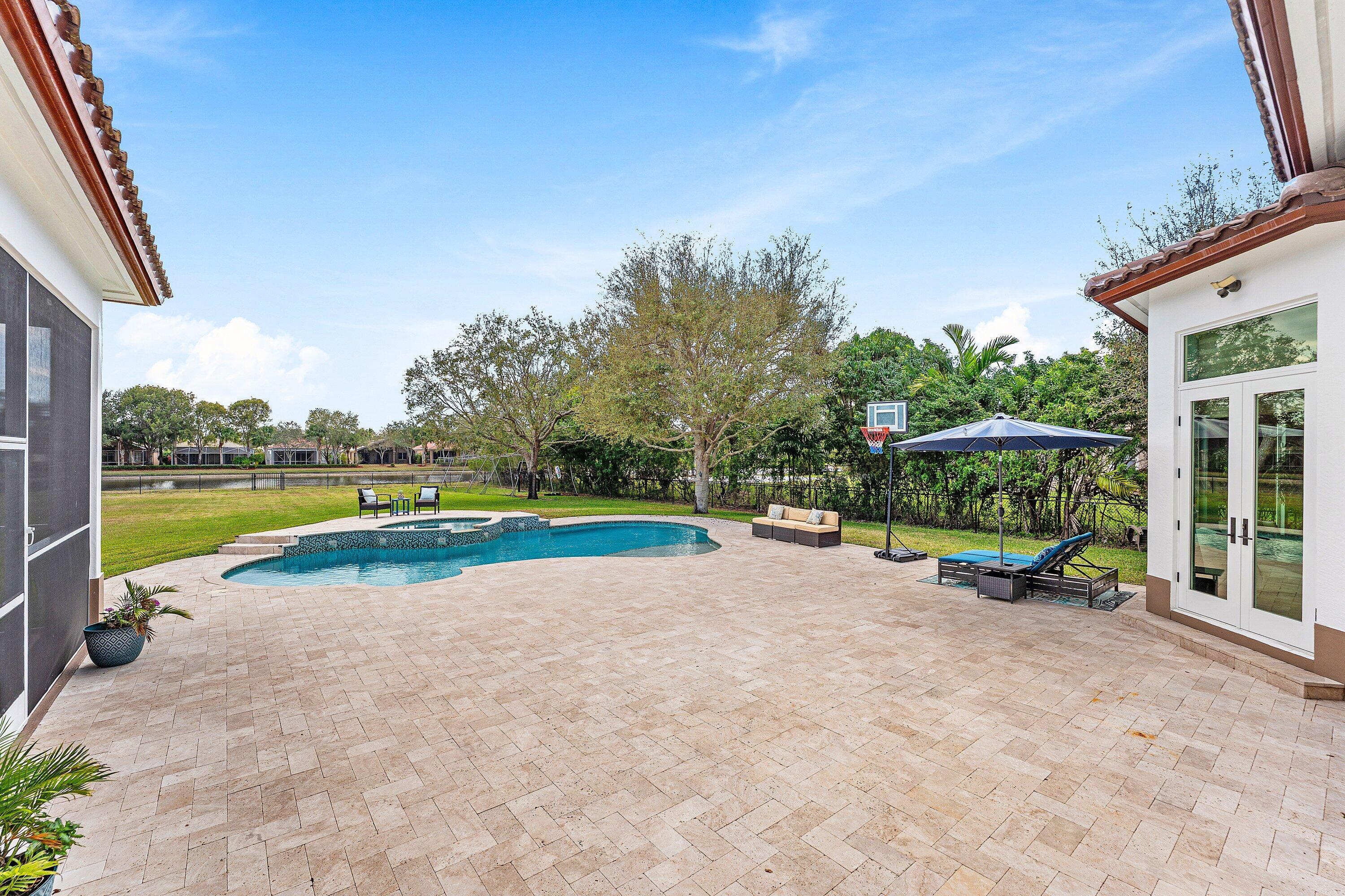 Sherbrooke Estates/Greenbriar of Sherbrooke - Residential