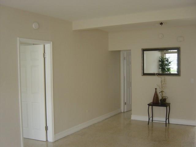 Spacious 1 bed / 1 bath apartment. Located within walking distance to beach. Unit features private bedroom, tile throughout and lots of closet space. Quick move in process **** PROMOTION First month
 FREE!!!, last month and a half-month security deposit only for qualified prospects (15-month lease). 2 CATS
 under 25# OK. Laundry facility on Site. Gated residence