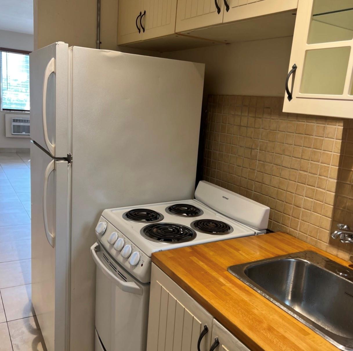 Biscayne Beach Sub - Residential Lease