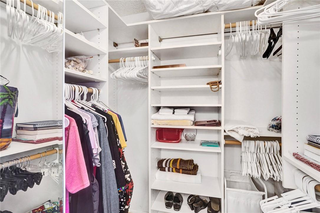 WATERFORD POINT - Residential