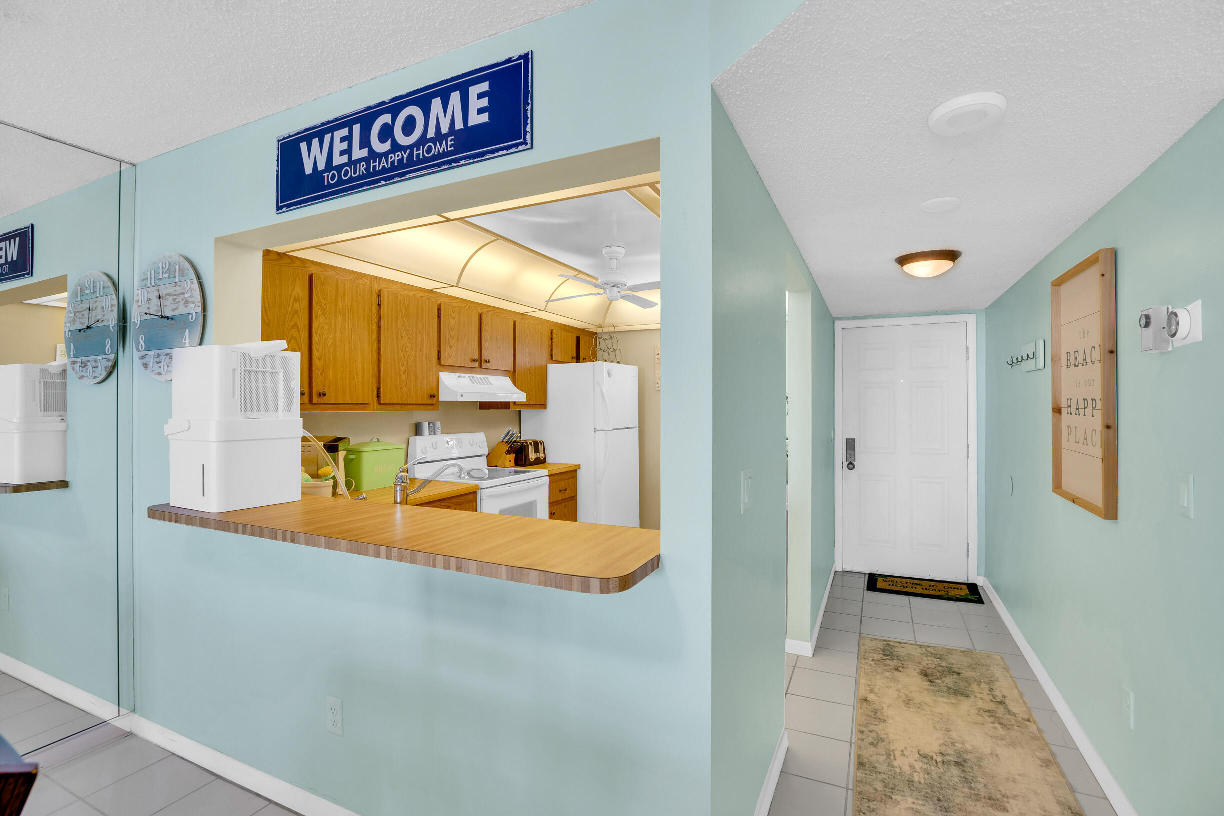 OCEAN HARBOUR SOUTH CONDOMINIUM - Residential