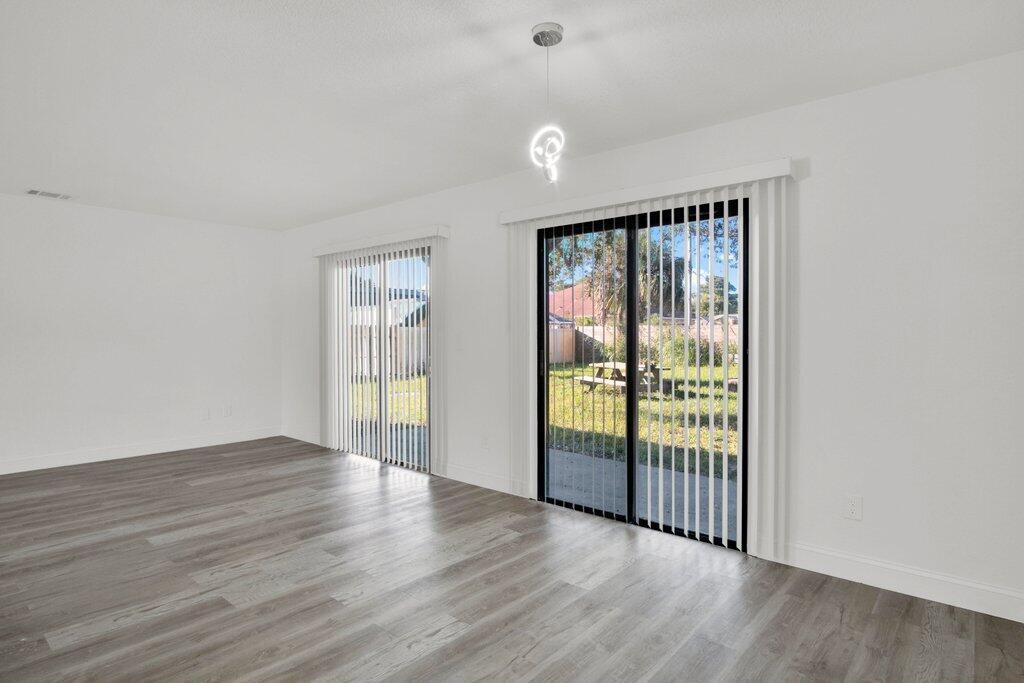 PORT ST LUCIE SECTION 30 - Residential