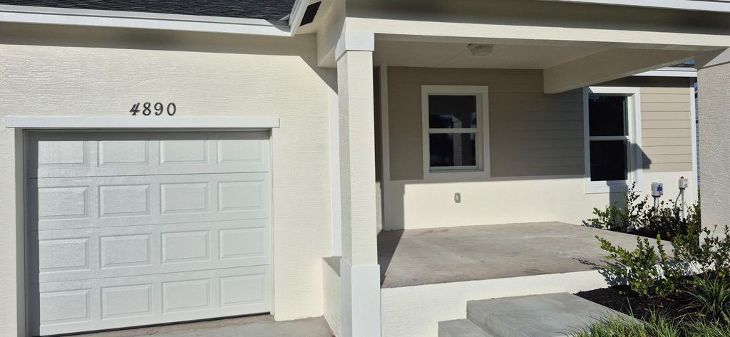 Photo of 4890 SE Jack Avenue, Stuart, FL 34997 (MLS # R11118604)