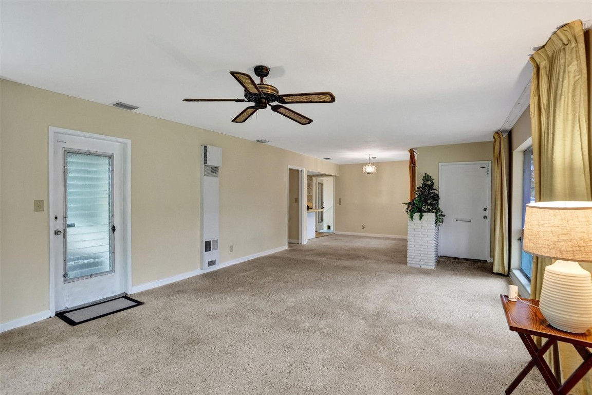 Coral Woods 33-25 B - Residential