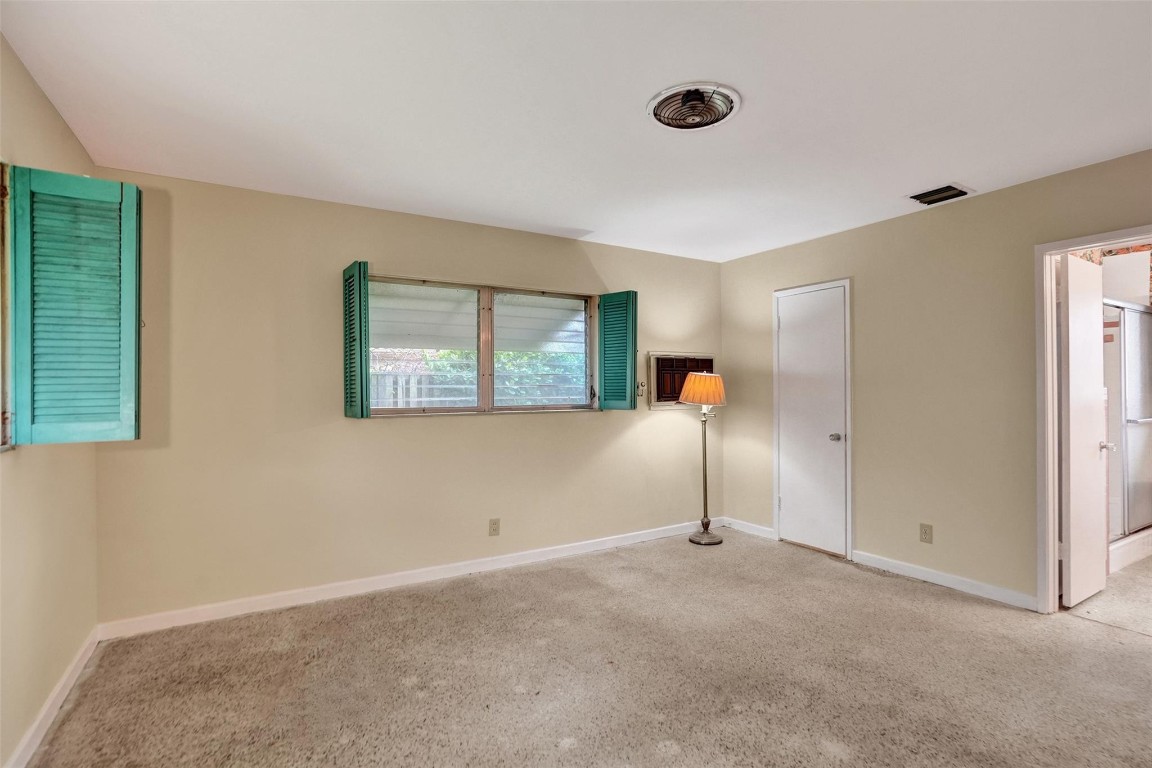 Coral Woods 33-25 B - Residential