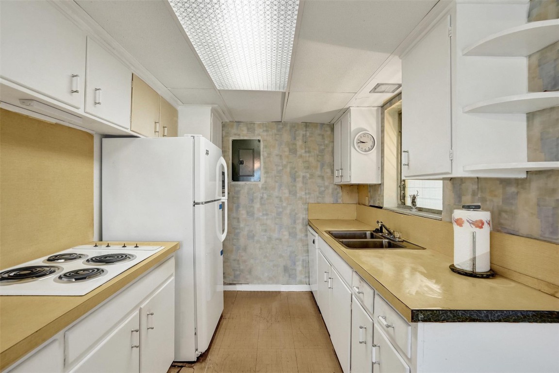 Coral Woods 33-25 B - Residential